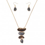 Necklace & Earring Set